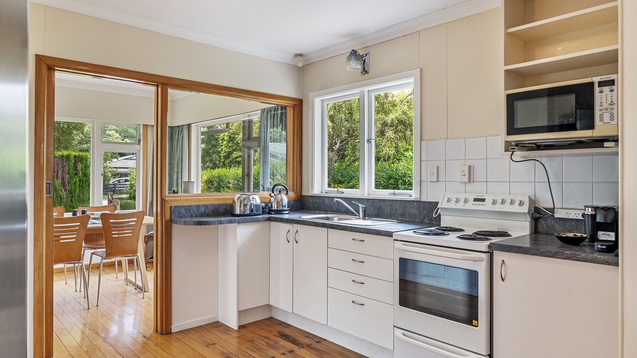 Photo of Kitchen in Waikanae