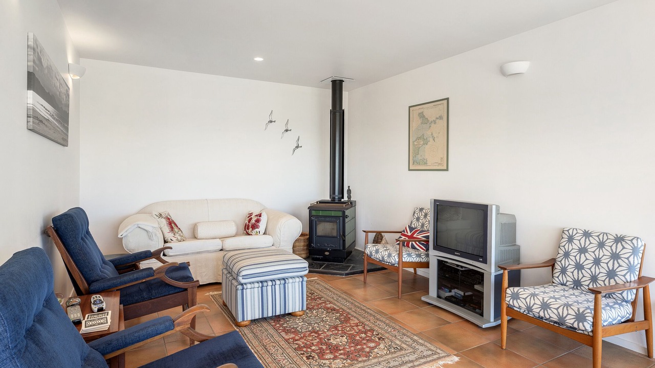 Photo of Livingroom in Opito Bay