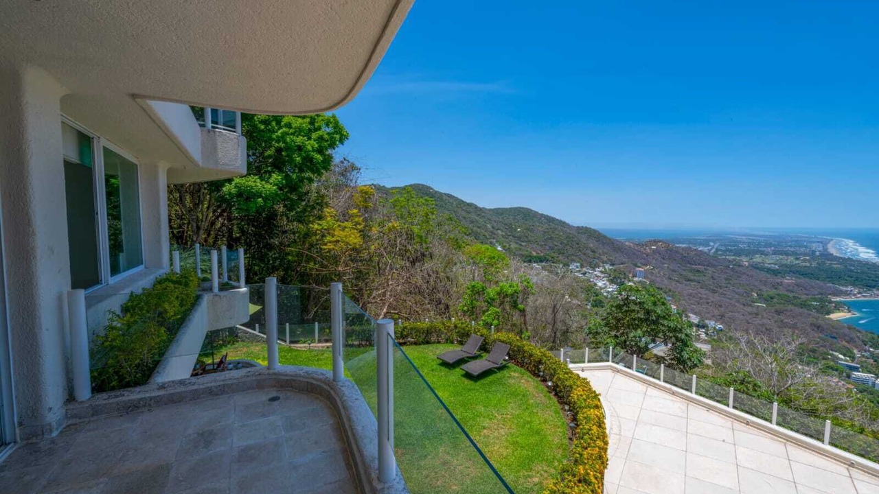 Photo of Patio Balcony in Brisas del Marques