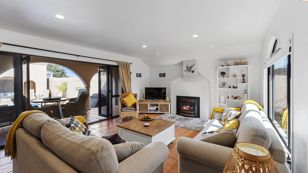 Photo of Livingroom in Papamoa Beach