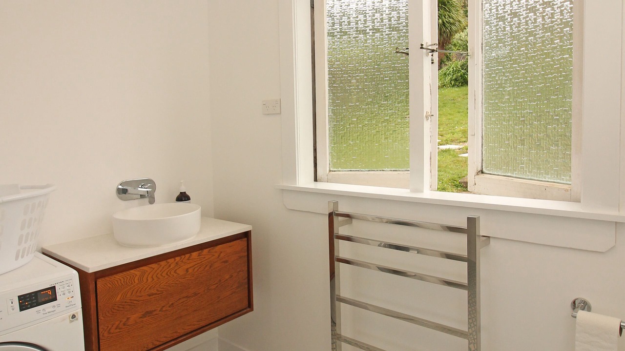 Photo of Bathroom in Surfdale