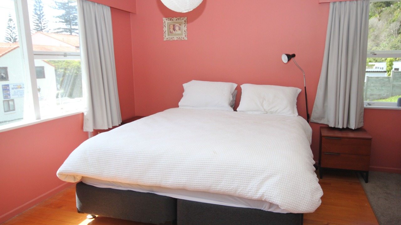 Photo of Bedroom in Waiwera