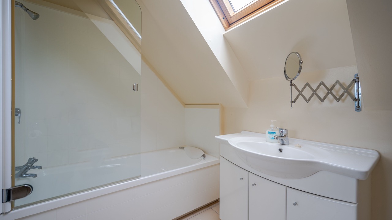 Photo of Bathroom in Akaroa