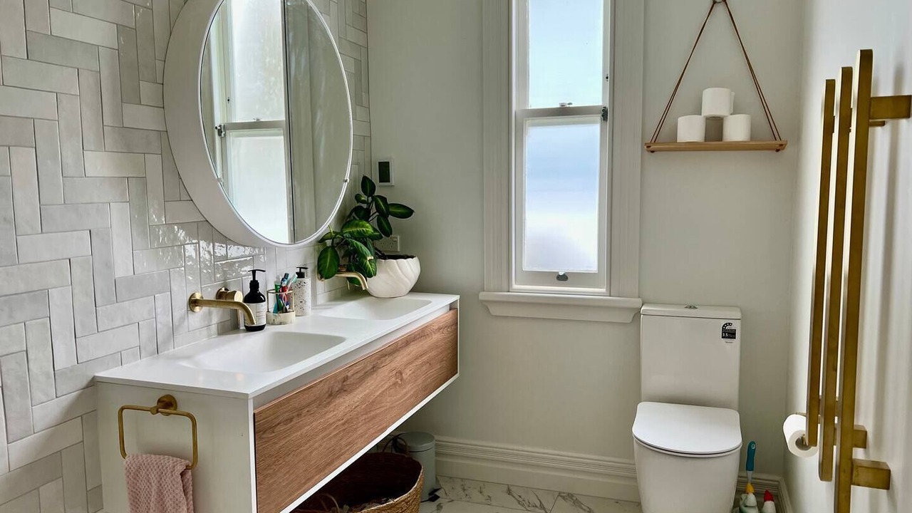 Photo of Bathroom in Devonport