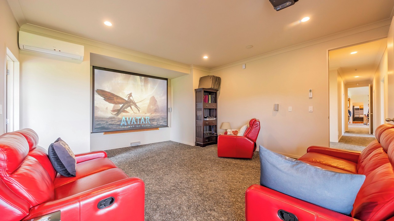 Photo of Livingroom in Clarks Beach