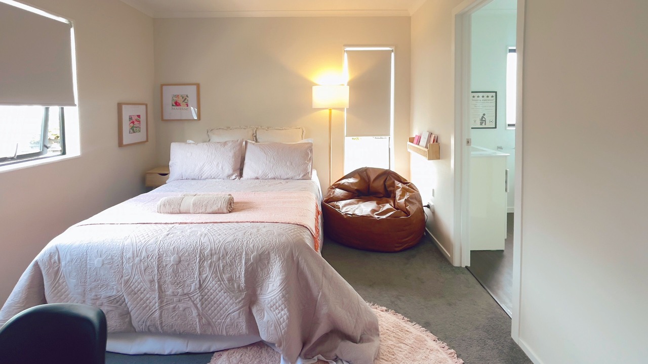 Photo of Bedroom in Hamilton