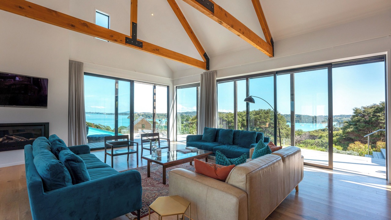 Photo of Livingroom in Omiha