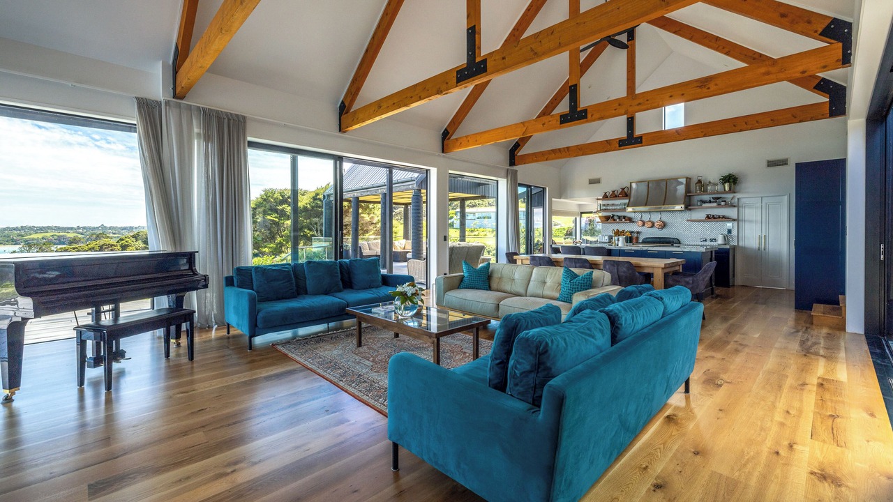 Photo of Livingroom in Omiha