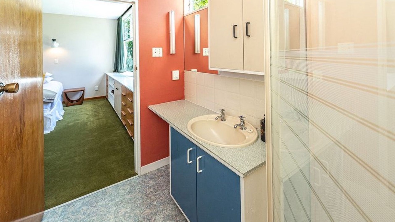 Photo of Bathroom in Whanganui