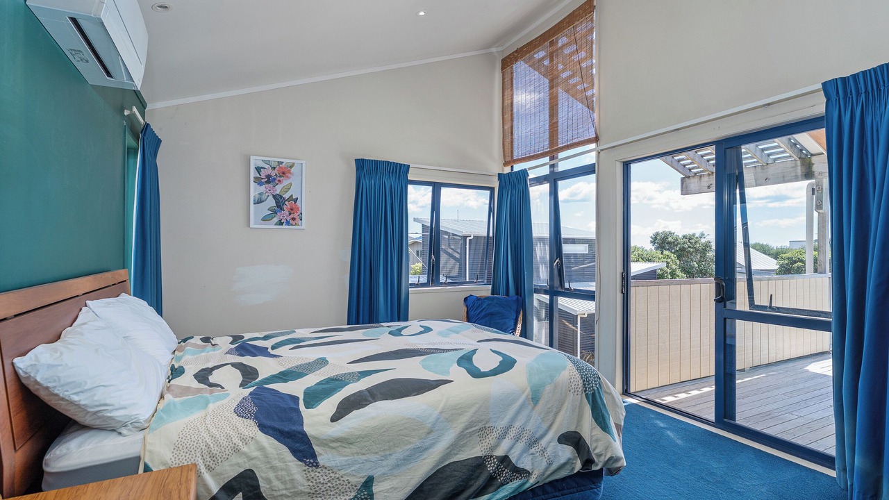 Photo of Bedroom in Matarangi
