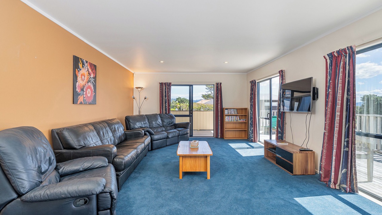 Photo of Livingroom in Matarangi