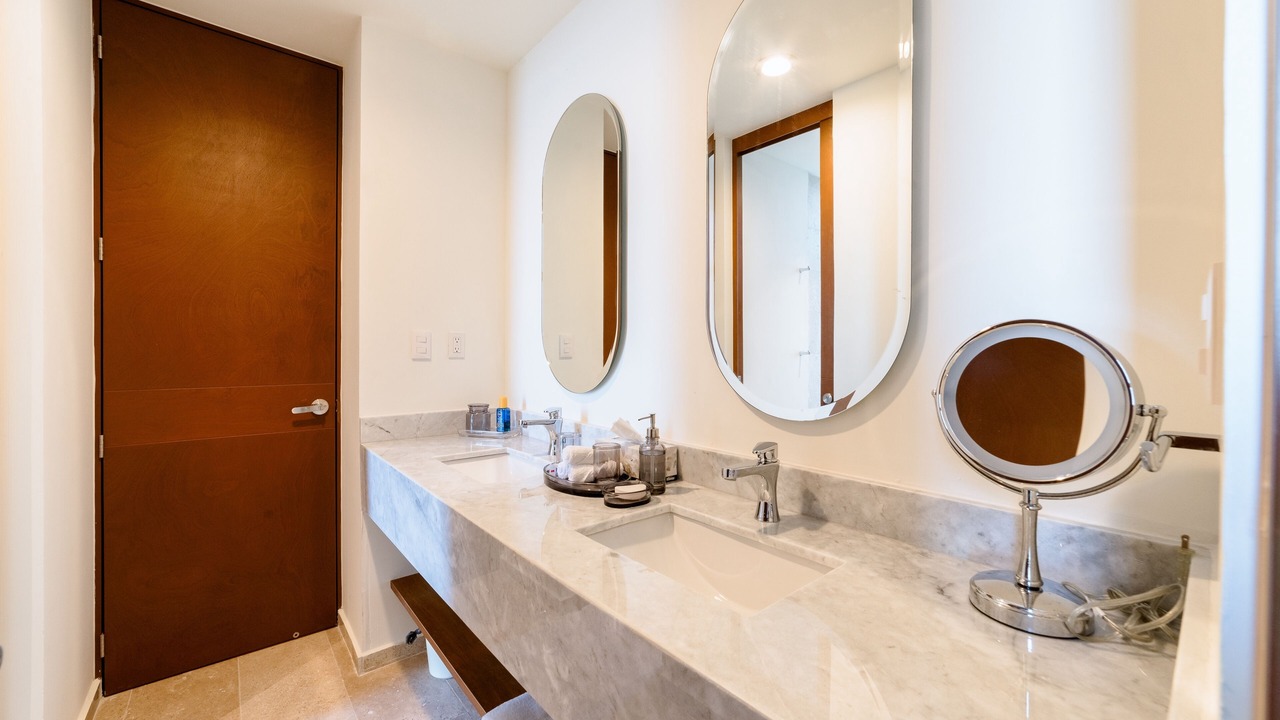 Photo of Bathroom in Miramar