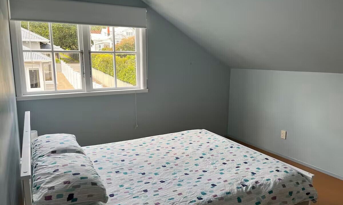 Photo of Bedroom in Mount Albert