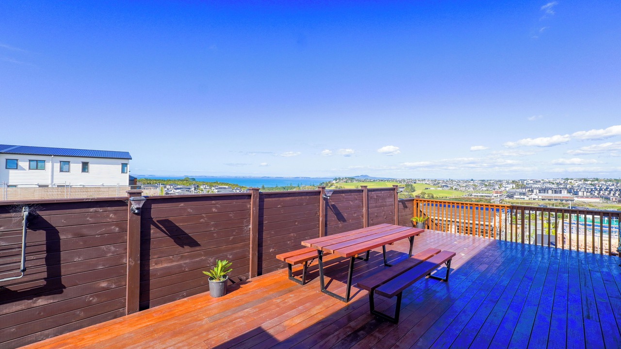 Photo of Outdoor in Okura