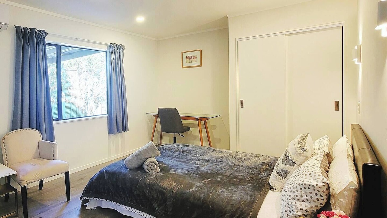 Photo of Bedroom in Army Bay