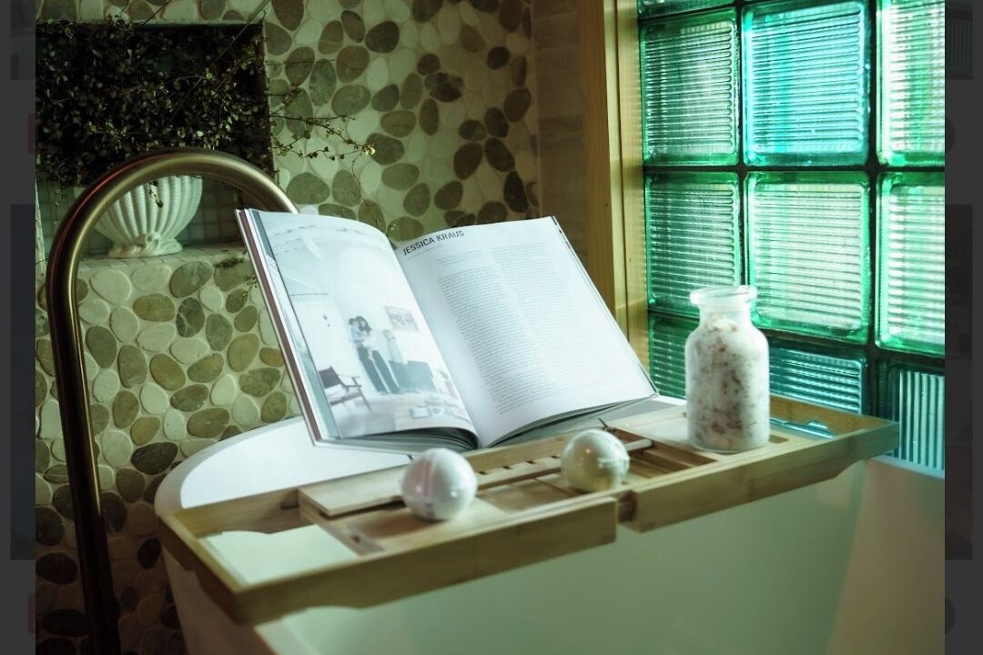 Photo of Bathroom in Pouto