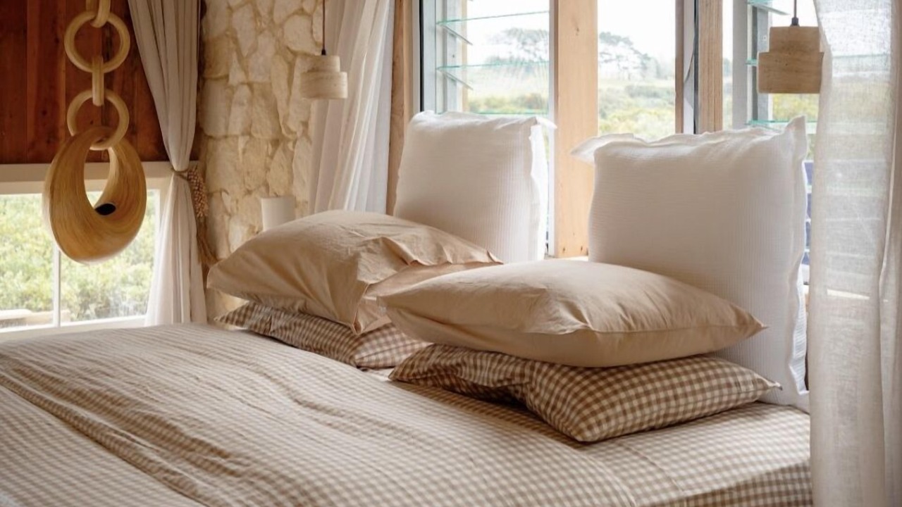 Photo of Bedroom in Pouto
