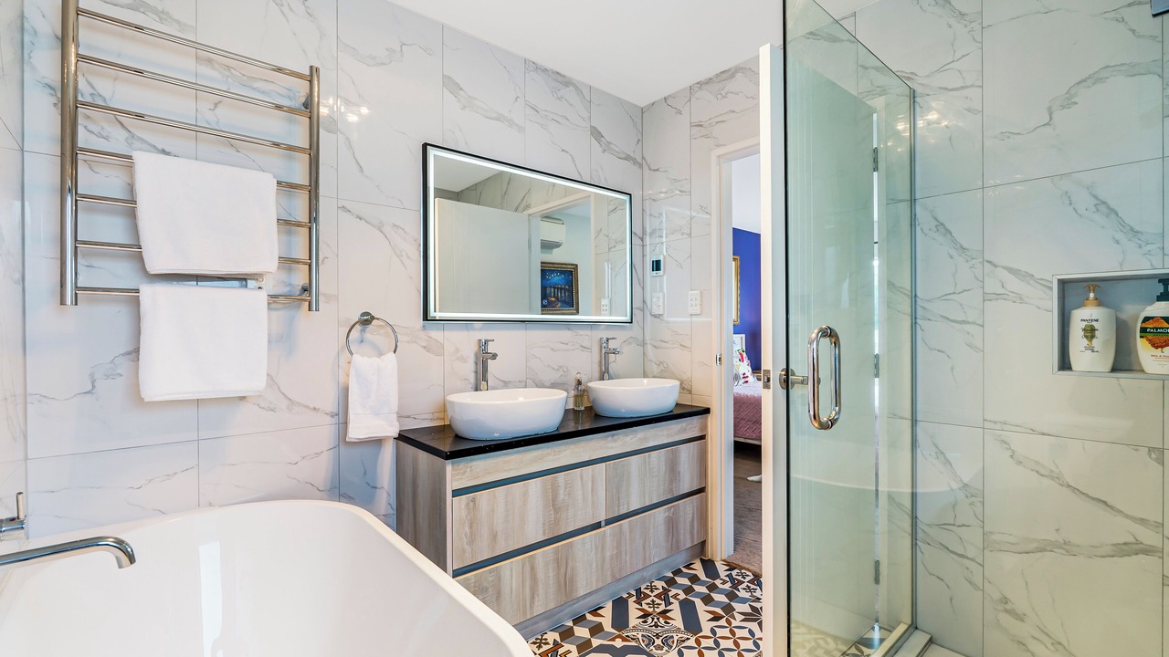 Photo of Bathroom in Greenlane - Ellerslie