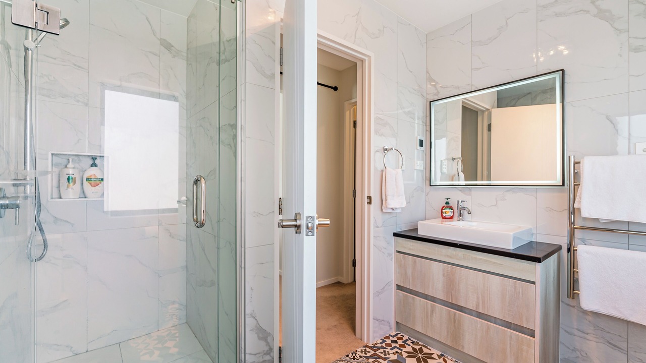 Photo of Bathroom in Greenlane - Ellerslie