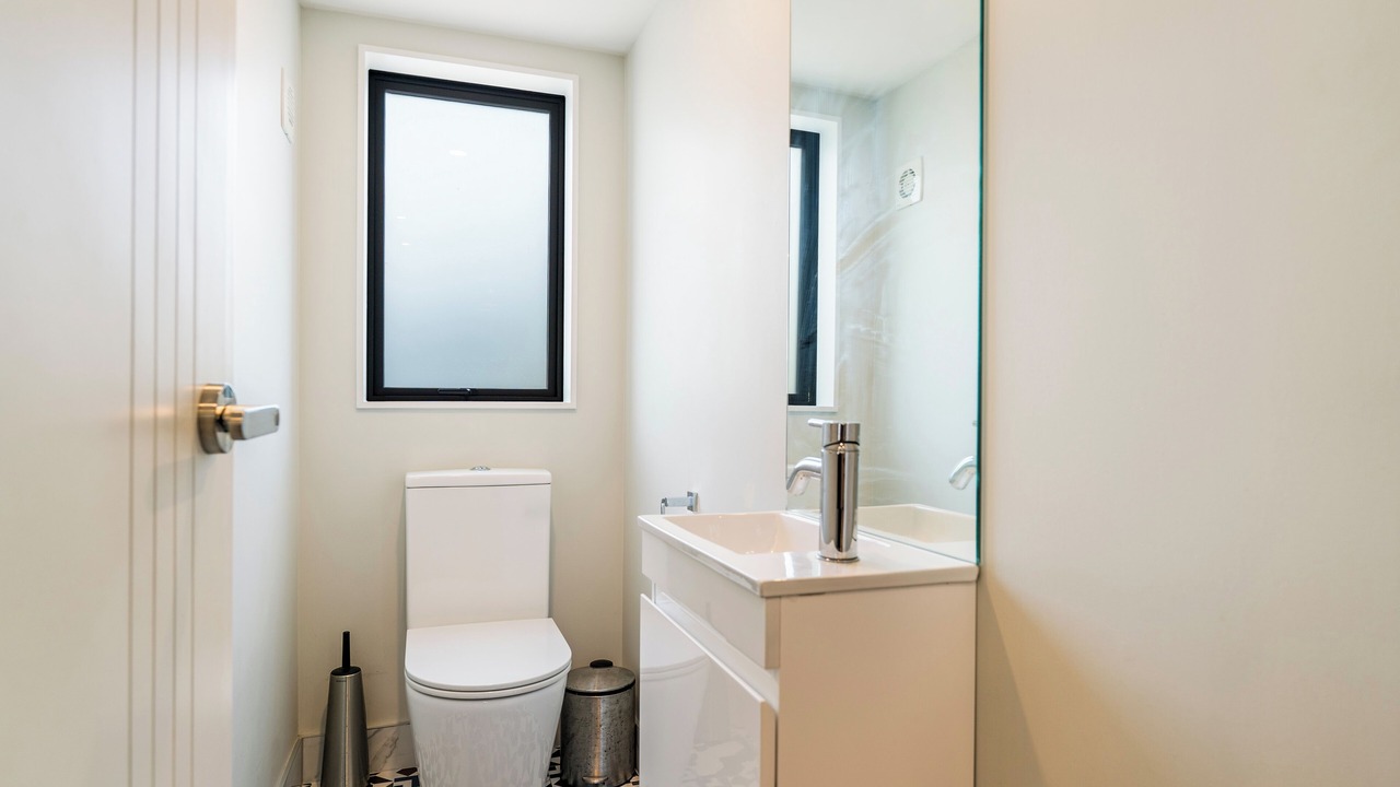 Photo of Bathroom in Greenlane - Ellerslie