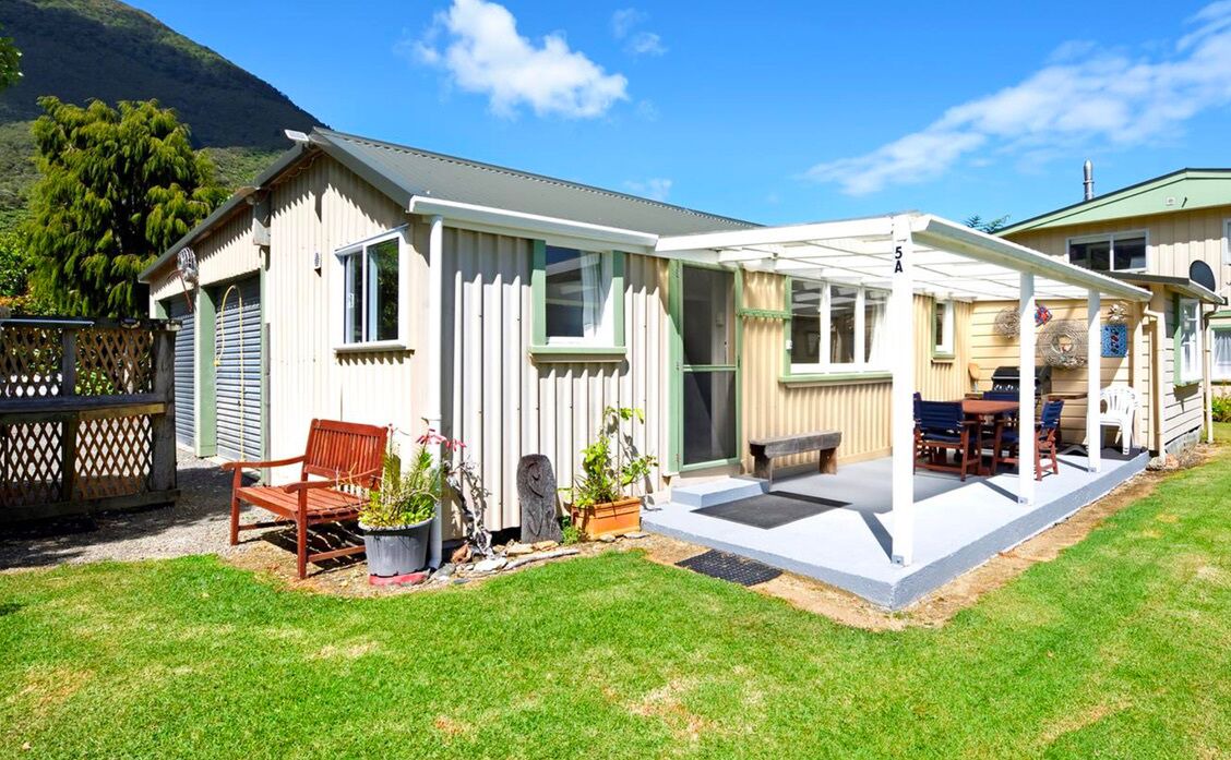 Photo of Outdoor in Okiwi Bay