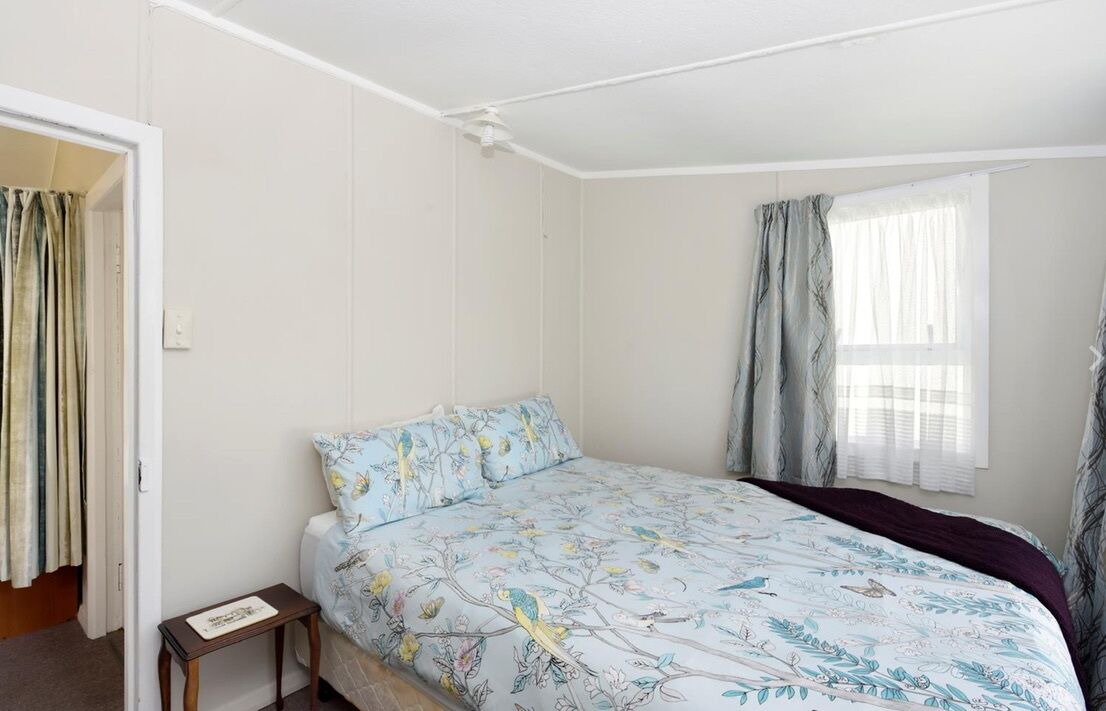 Photo of Bedroom in Okiwi Bay