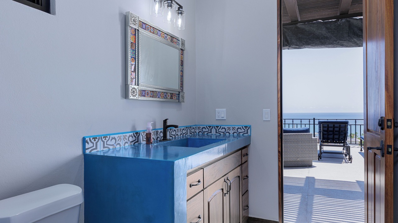 Photo of Bathroom in Los Barriles