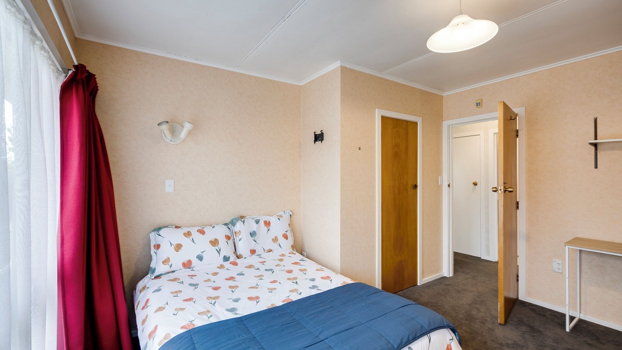 Photo of Bedroom in Hastings