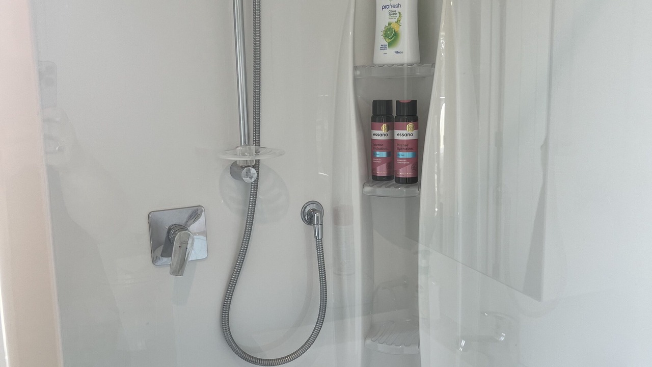 Photo of Bathroom in Halcombe