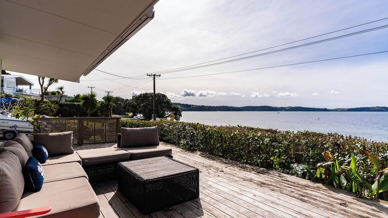 Photo of Patio Balcony in Snells Beach