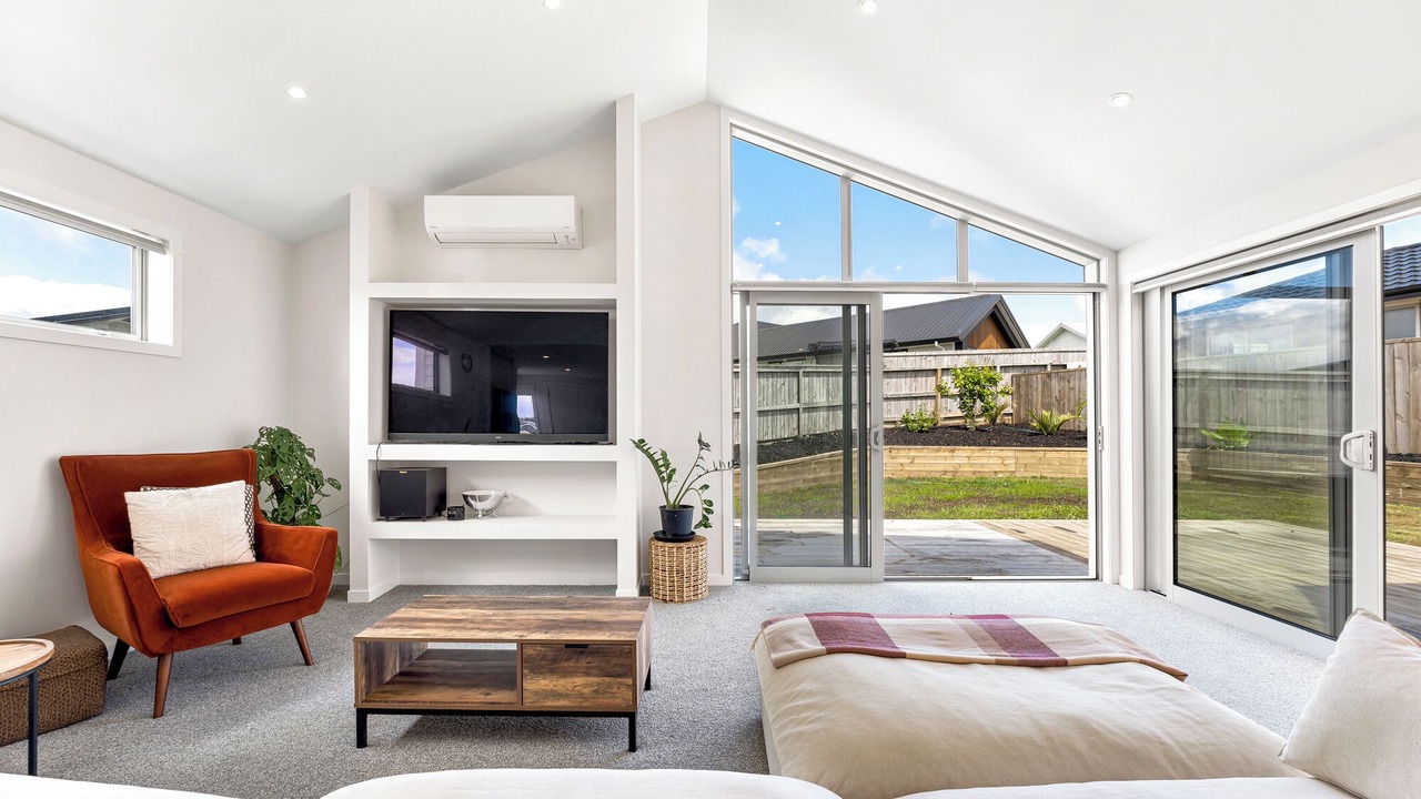 Photo of Bedroom in Snells Beach