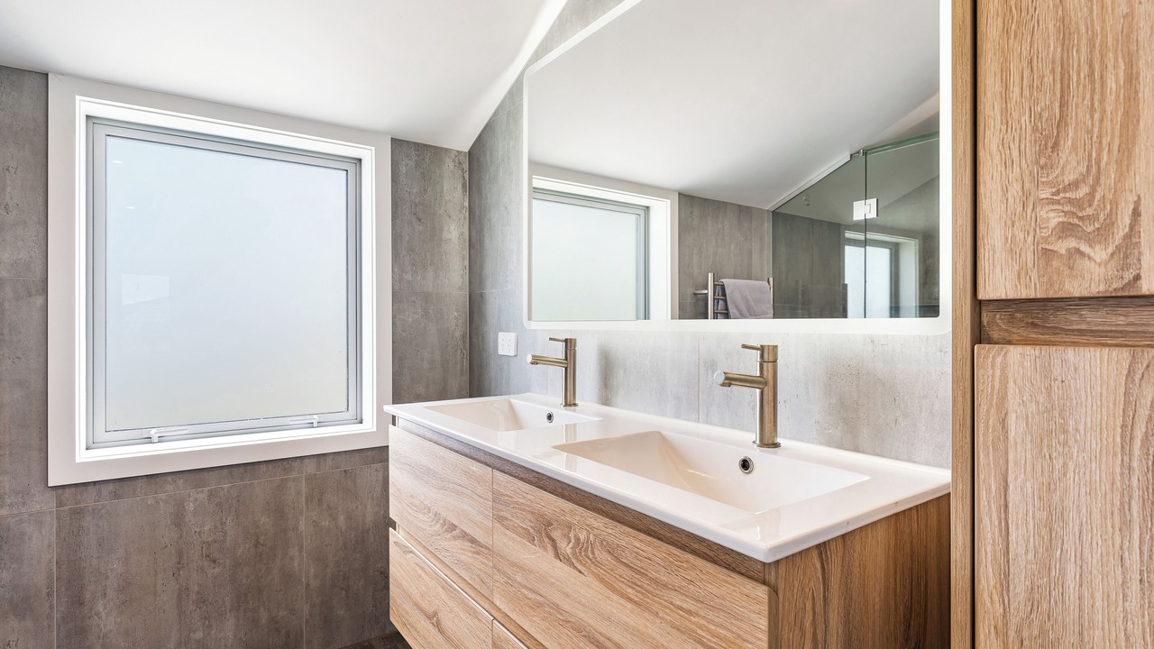Photo of Bathroom in Snells Beach