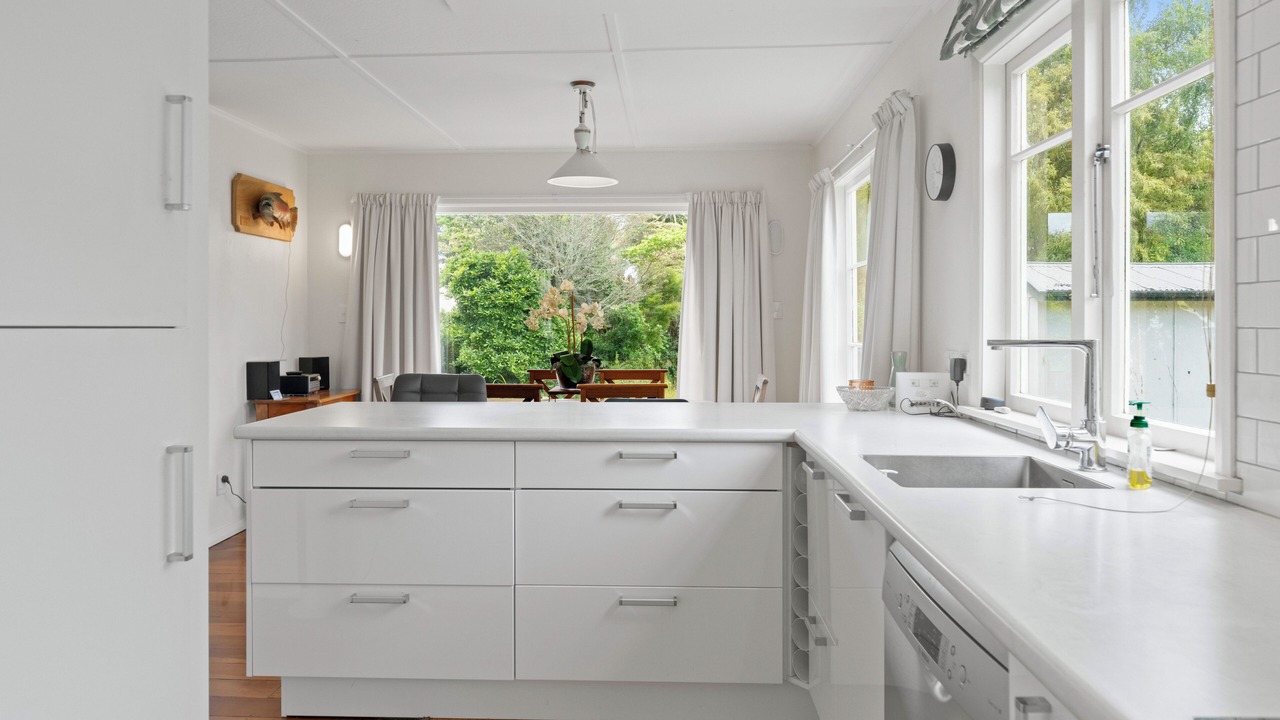 Photo of Kitchen in Turangi
