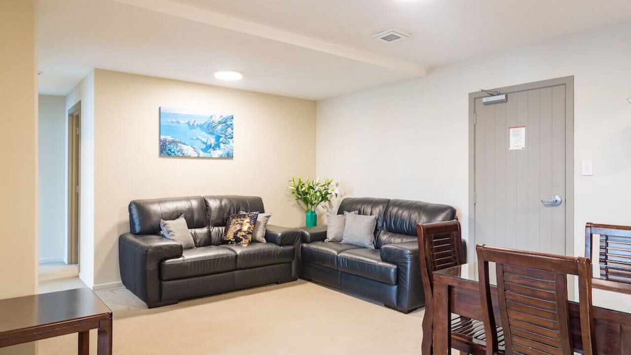 Photo of Livingroom in Newton