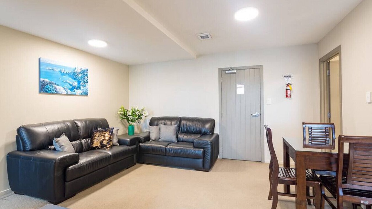 Photo of Livingroom in Newton
