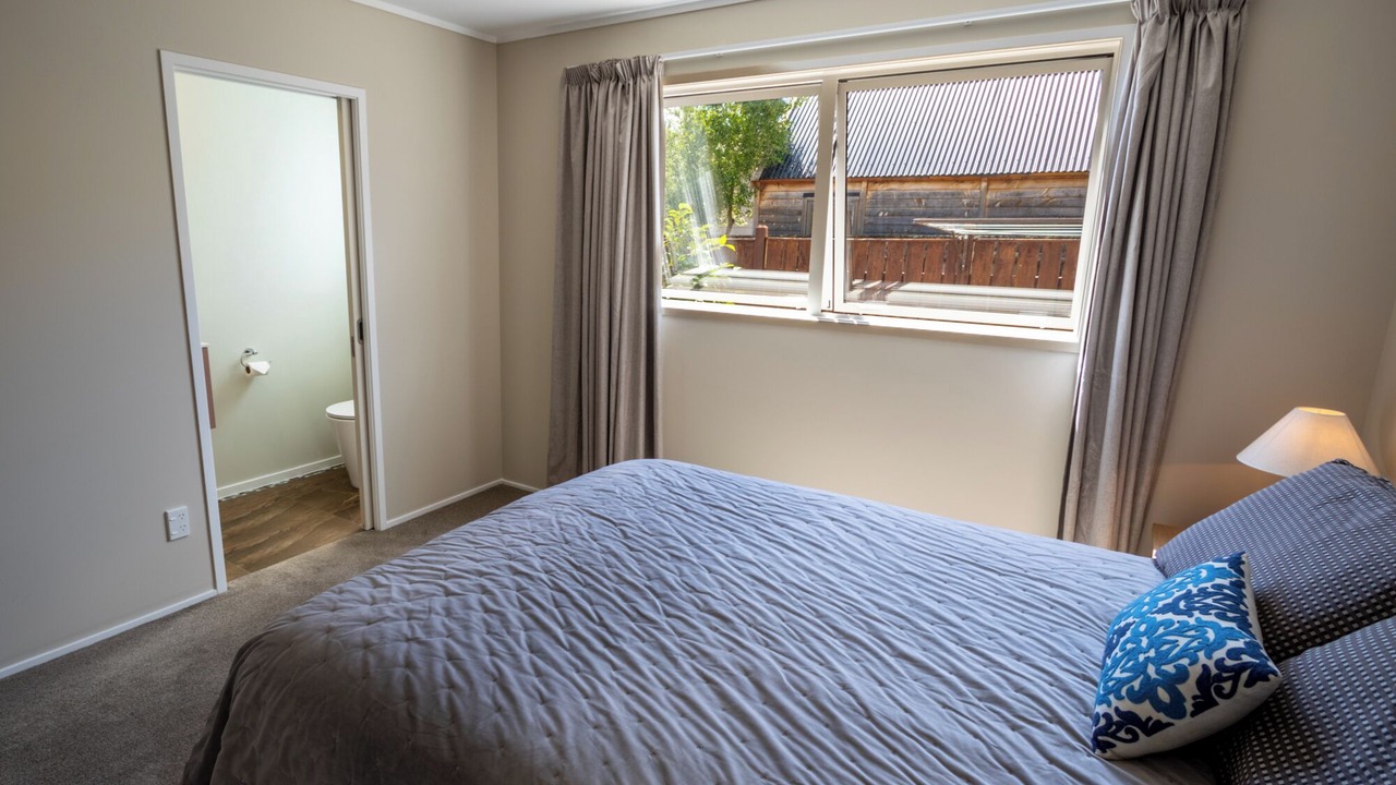 Photo of Bedroom in Pohara