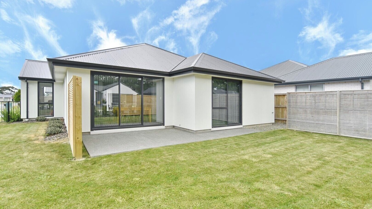 Photo of Outdoor in Woodend