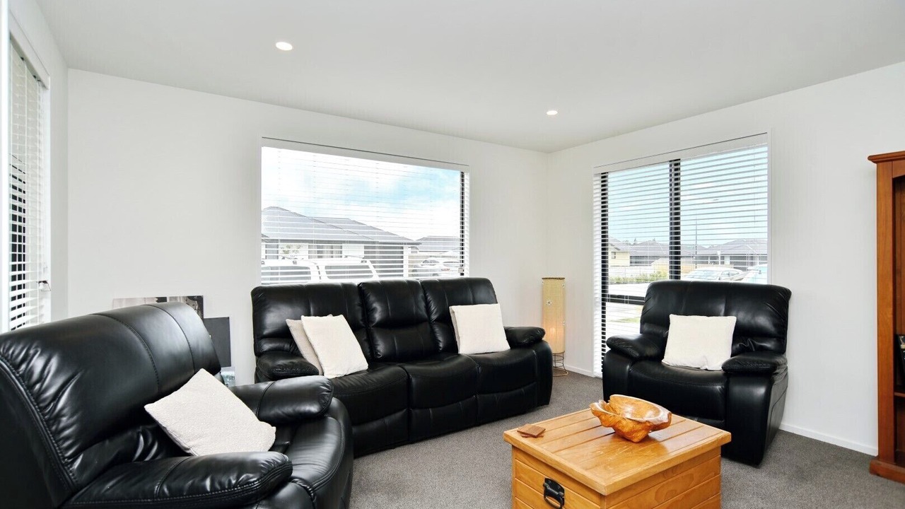Photo of Livingroom in Woodend