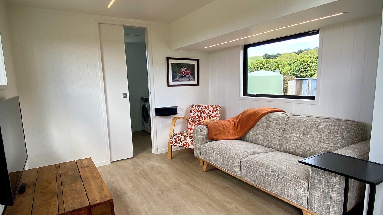 Photo of Livingroom in Surat Bay