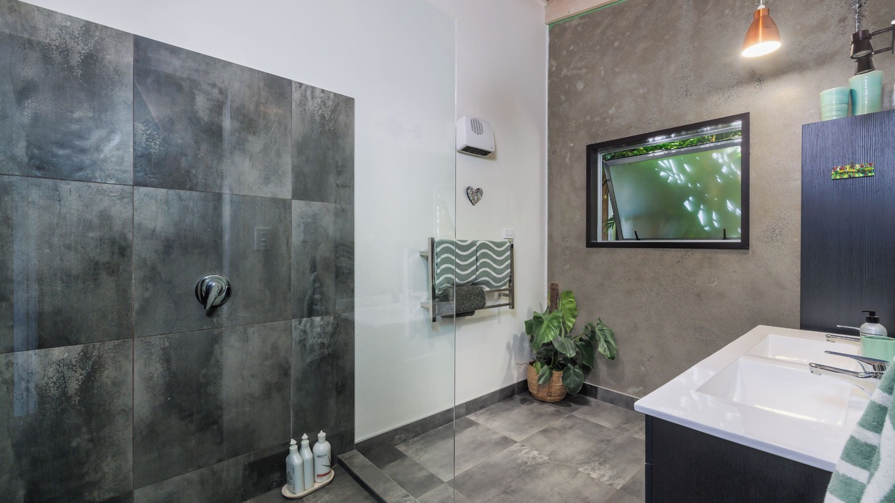 Photo of Bathroom in Kaeo