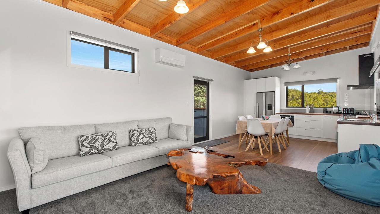 Photo of Livingroom in Matapouri