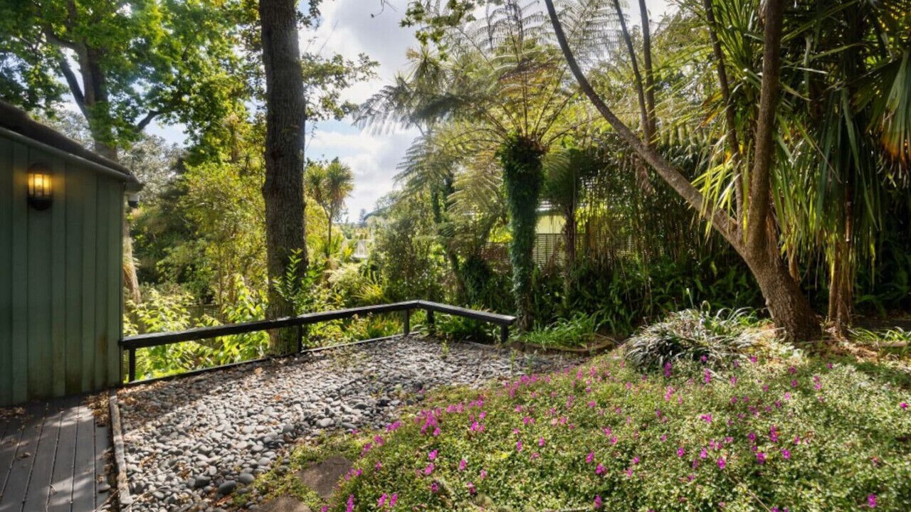 Photo of Outdoor in Greenlane - Ellerslie