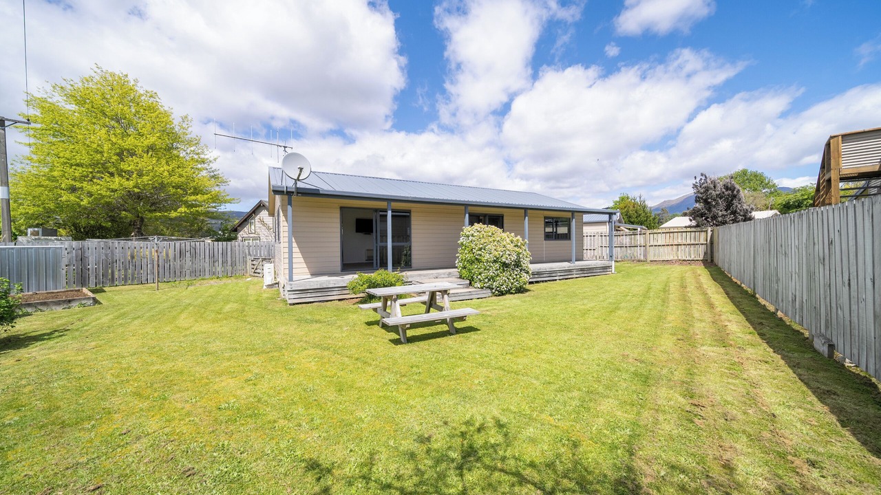Photo of Outdoor in Manapouri