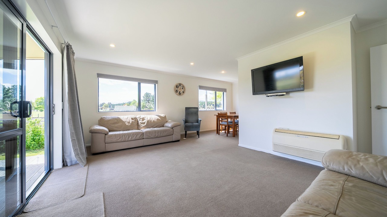 Photo of Livingroom in Manapouri