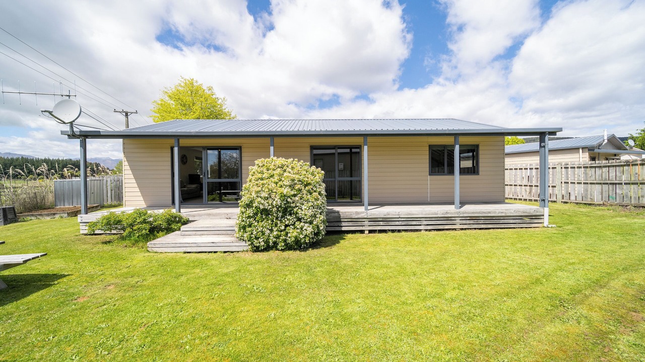 Photo of Outdoor in Manapouri