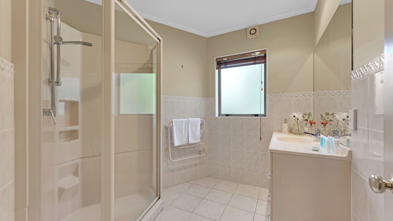 Photo of Bathroom in Manurewa