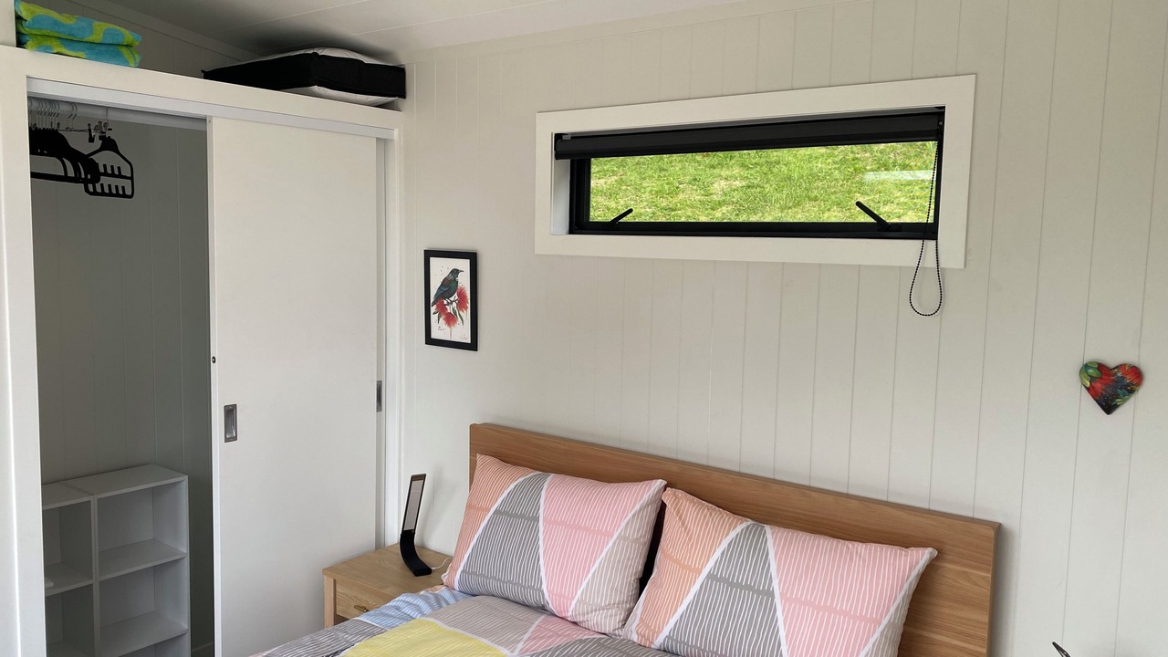 Photo of Bedroom in Bethells Beach