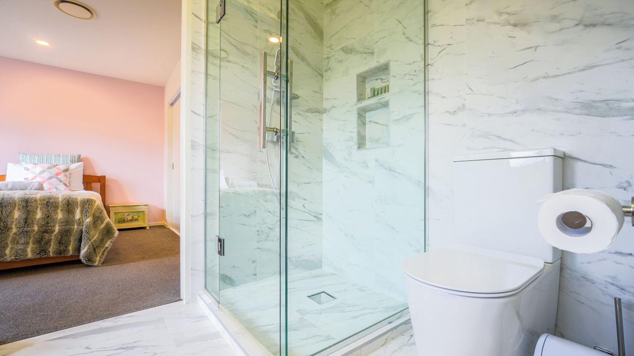 Photo of Bathroom in Dairy Flat