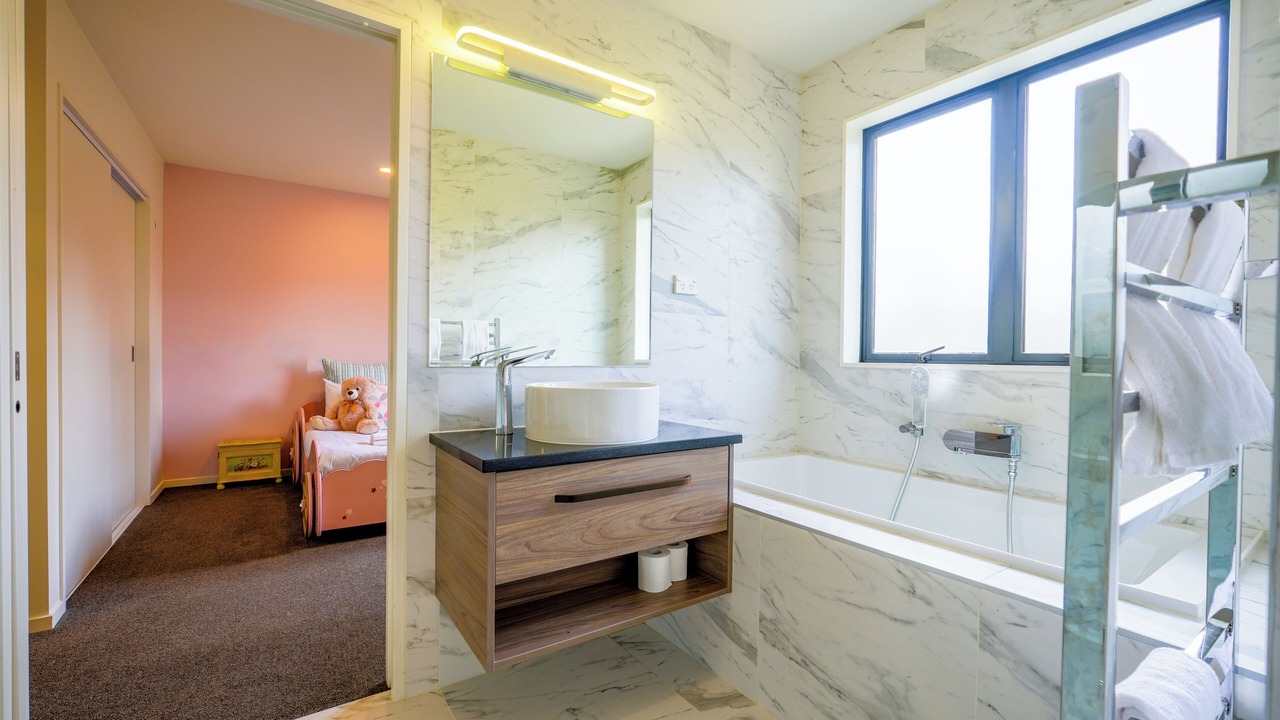 Photo of Bathroom in Dairy Flat