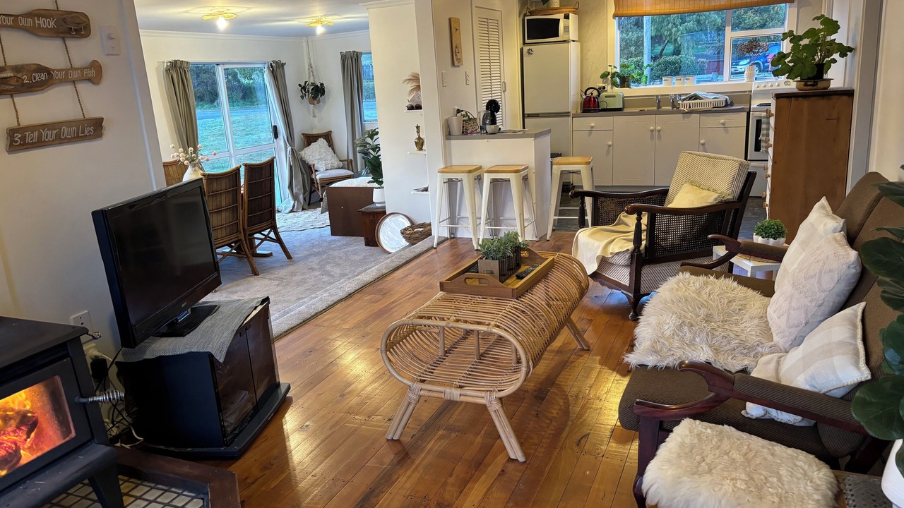 Photo of Livingroom in Karitane
